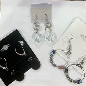 Wholesale Jewelry lot of 3 sets of Earrings.      NWT